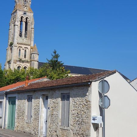 La Maison De Jeanne Lesparre-Médoc Exteriér fotografie