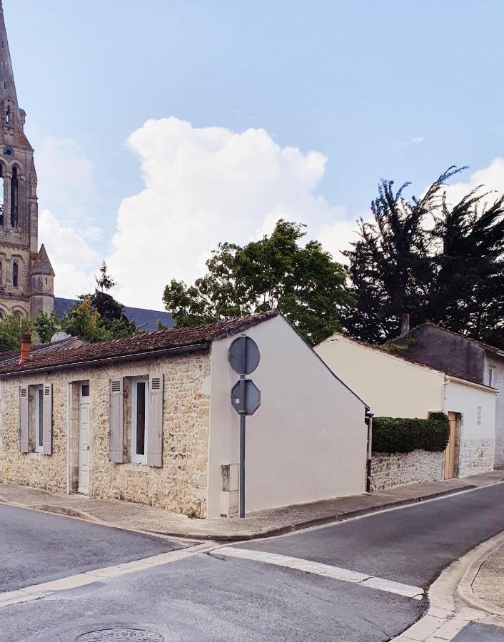 La Maison De Jeanne Lesparre-Médoc Exteriér fotografie