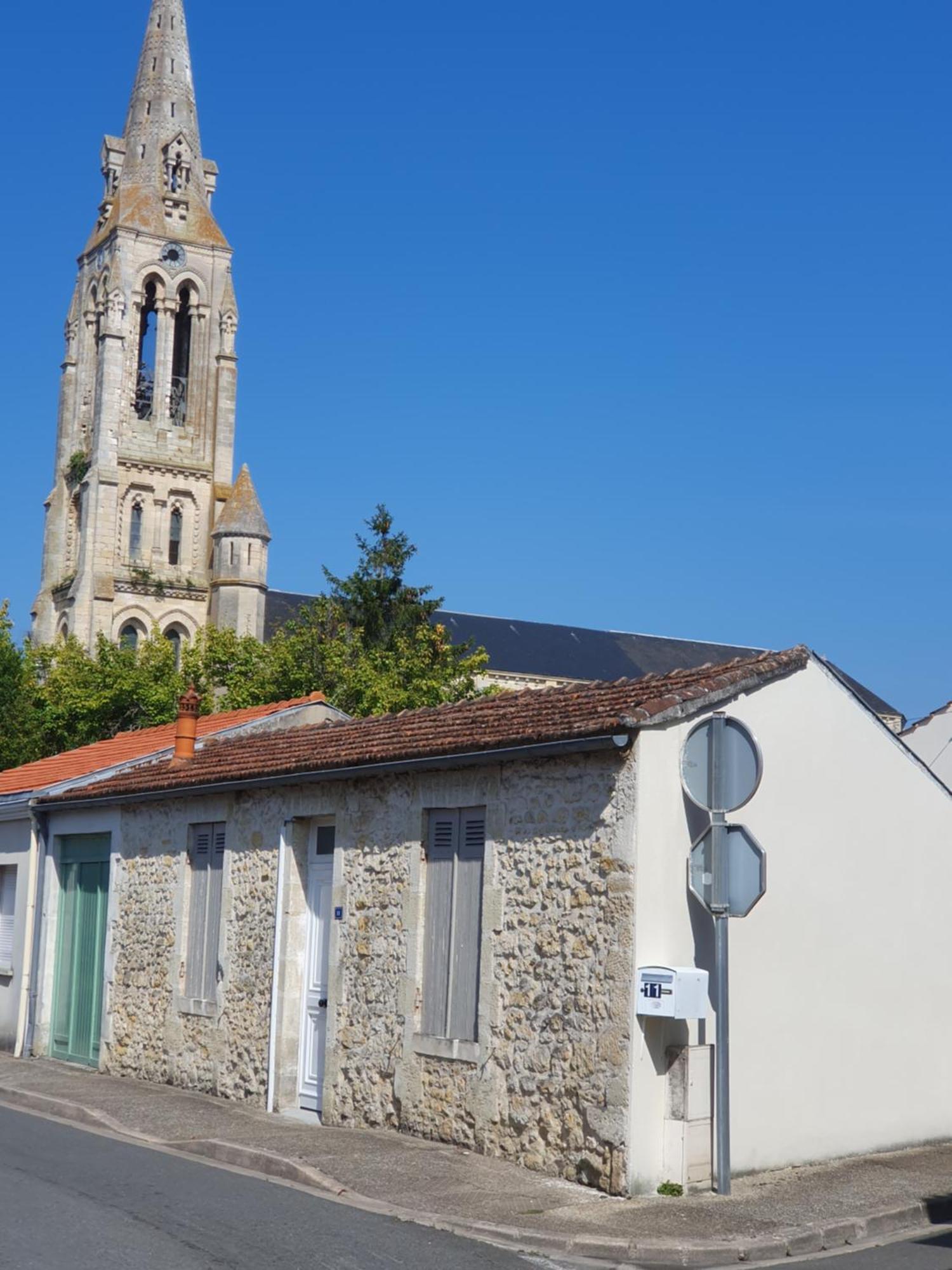 La Maison De Jeanne Lesparre-Médoc Exteriér fotografie